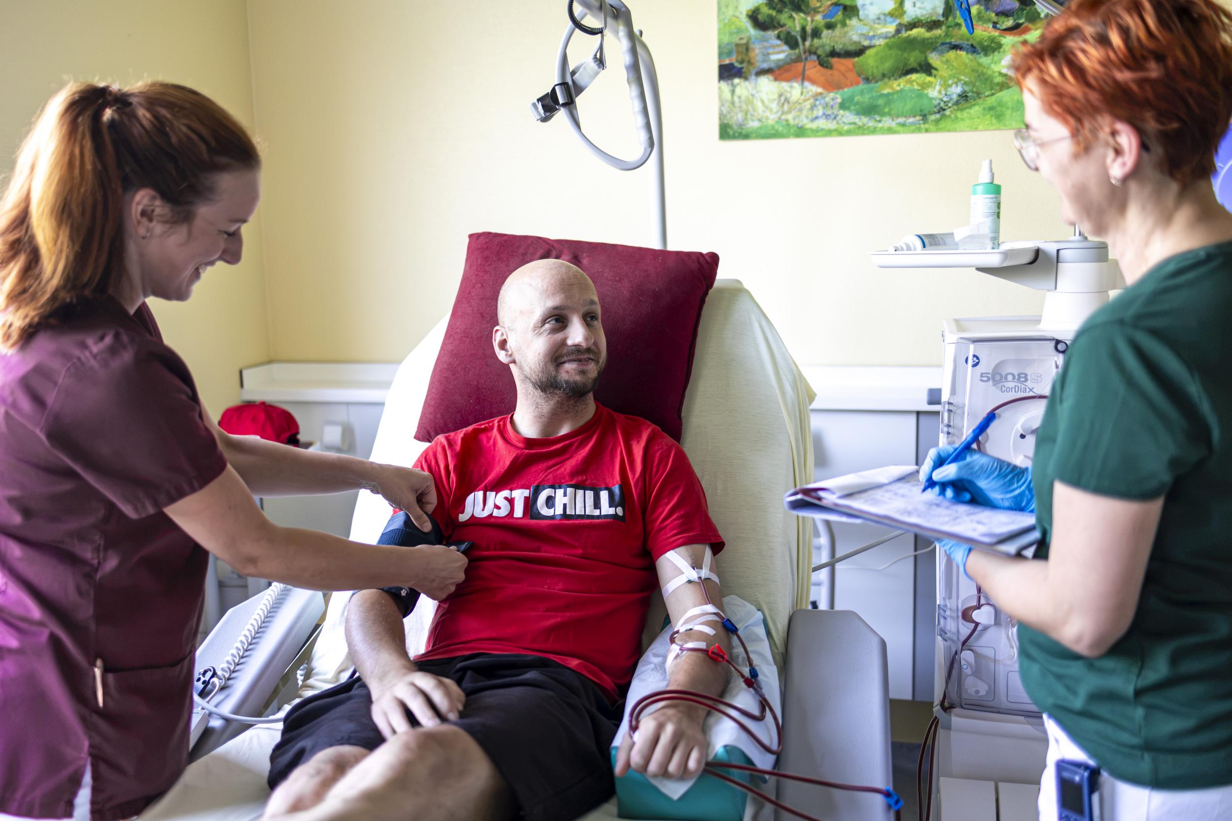 Patient bei Gastdialyse